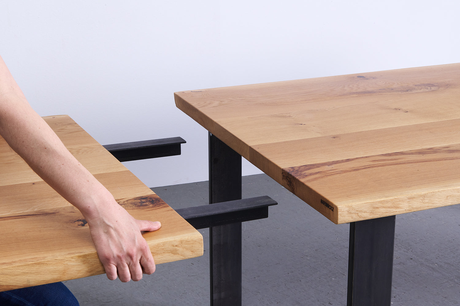 Pottwal Tisch mit ansteckplatte