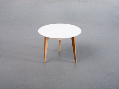Beluga Couchtisch rund weiß